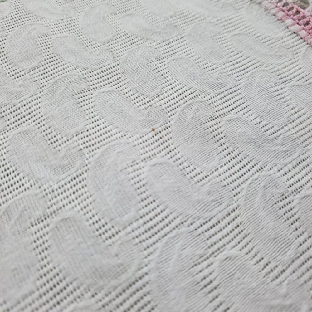 Handmade Table Mat, Lace with Crochet - Picture 4 of 4